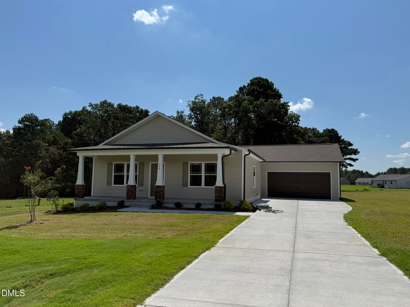 130 Shiloh Dr, Lillington, NC 27546