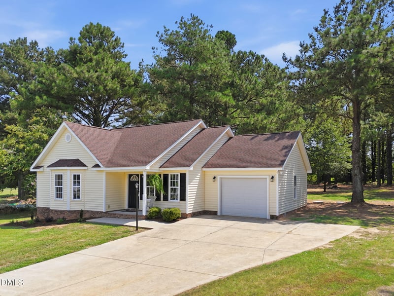 130 Stillmeadow Dr, Louisburg, NC 27549
