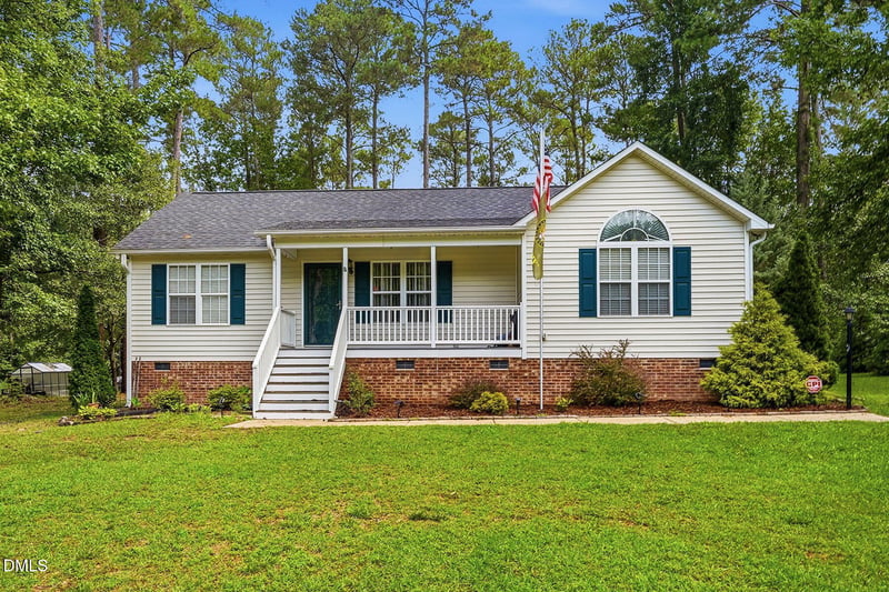 130 Walton Cir, Benson, NC 27504