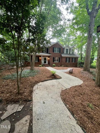130 Windsor Cir, Chapel Hill, NC 27516