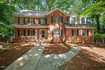 130 Windsor Cir, Chapel Hill, NC 27516