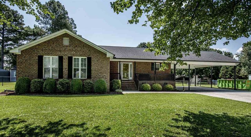 1300 Barber Mill Rd, Clayton, NC 27520