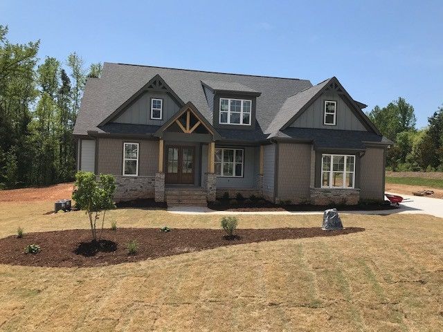 1300 Champion Dr, Wake Forest, NC 27587