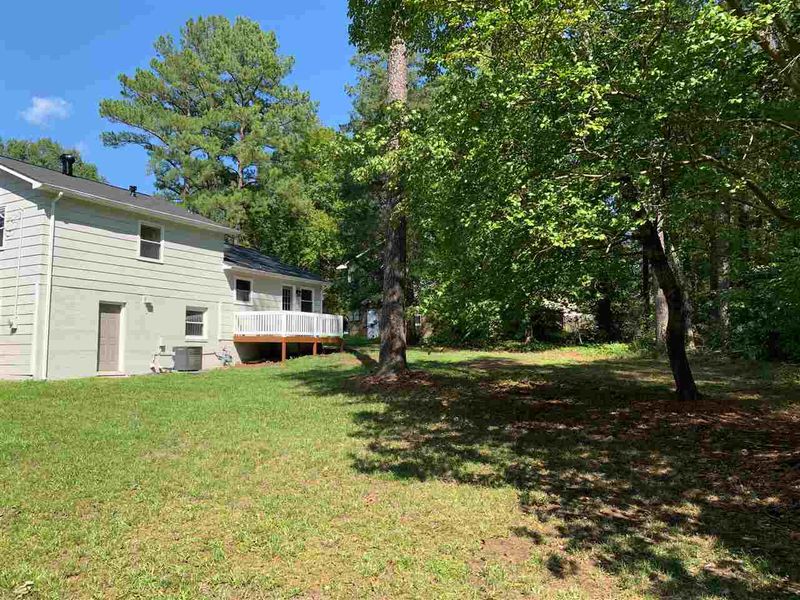 1300 Clermont Dr, Durham, NC 27713