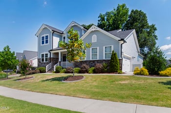 1300 Commons Ford Pl, Apex, NC 27539