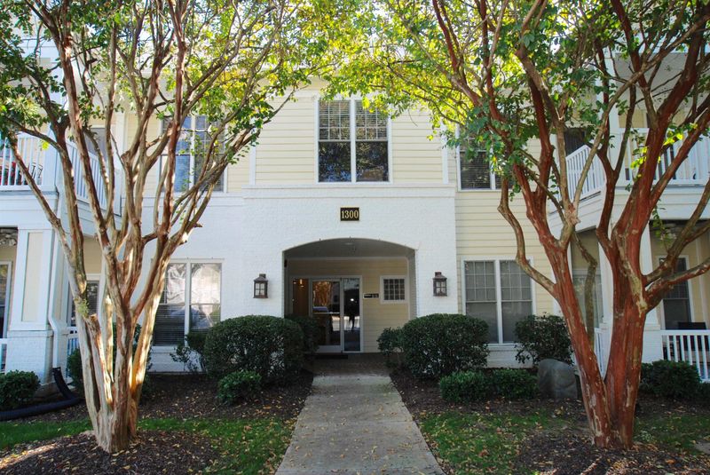 1300 Durlain Dr #102, Raleigh, NC 27614