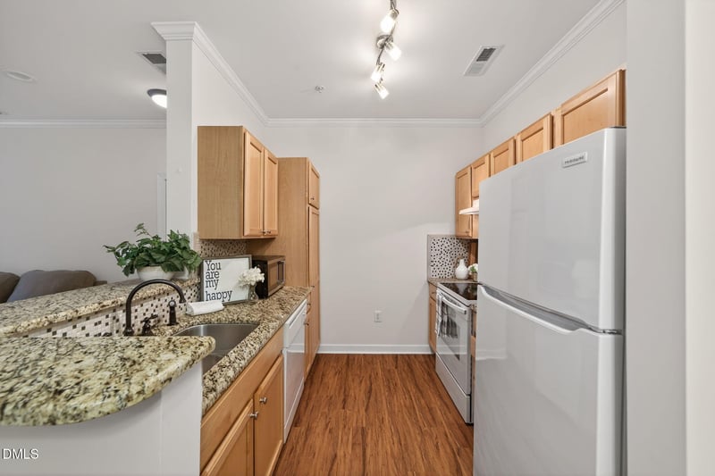 1300 Durlain Dr #105, Raleigh, NC 27614