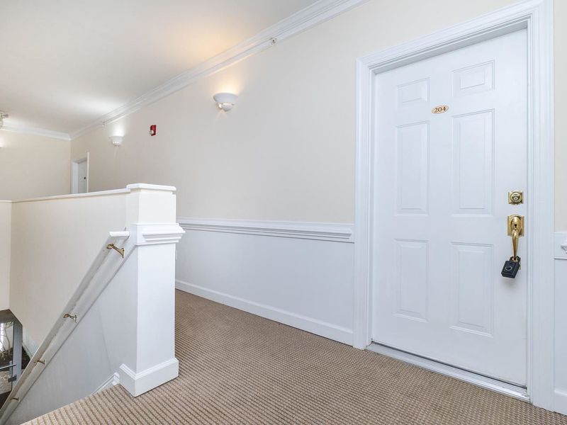 1300 Durlain Dr #204, Raleigh, NC 27614