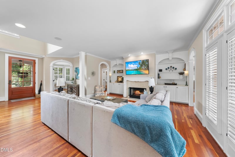 1300 Heritage Club Ave, Wake Forest, NC 27587