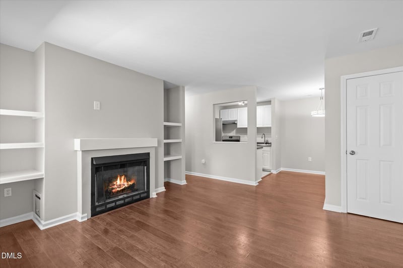 1300 Hillbrow Ln #302, Raleigh, NC 27615