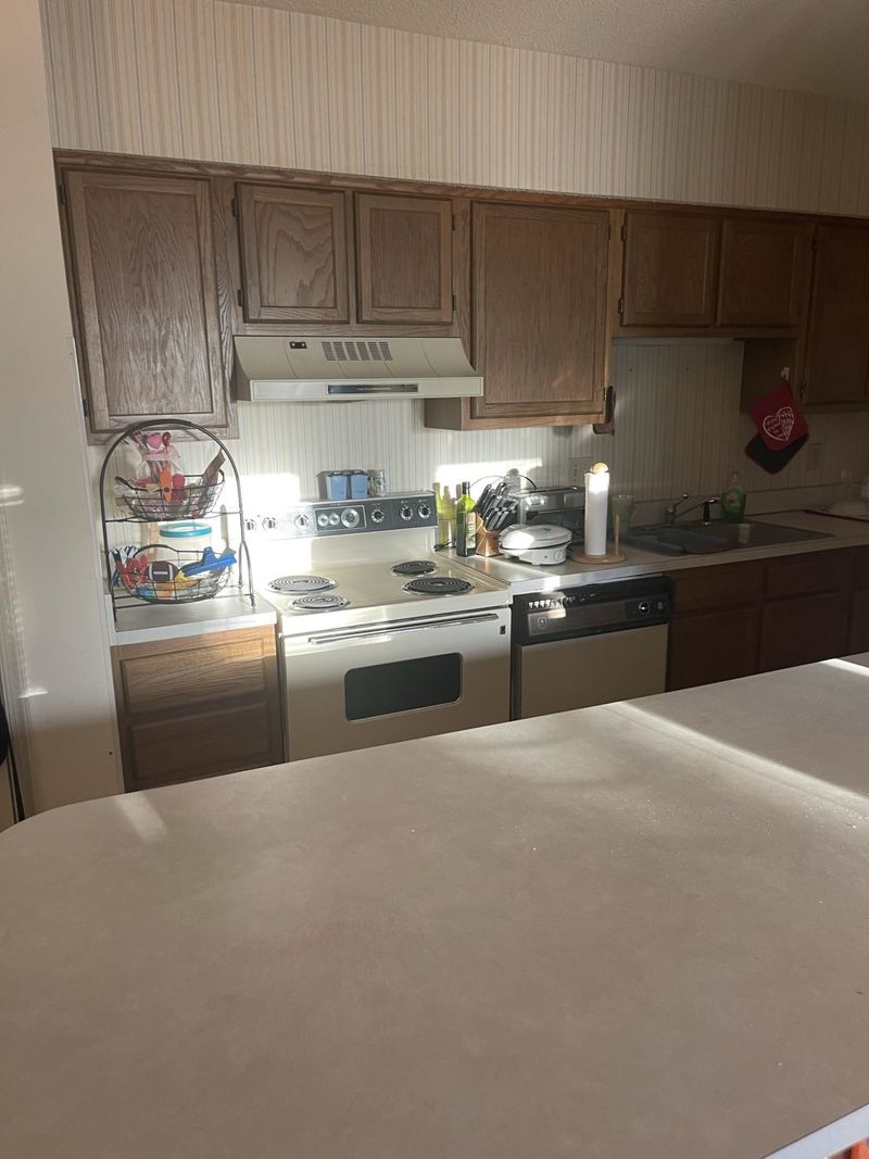 1300 Park Glen Dr #301, Raleigh, NC 27610