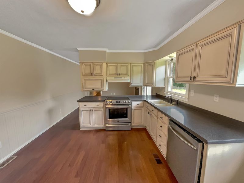 1300 Pearces Rd, Zebulon, NC 27597