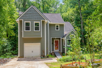 1300 Pine Trl, Clayton, NC 27520