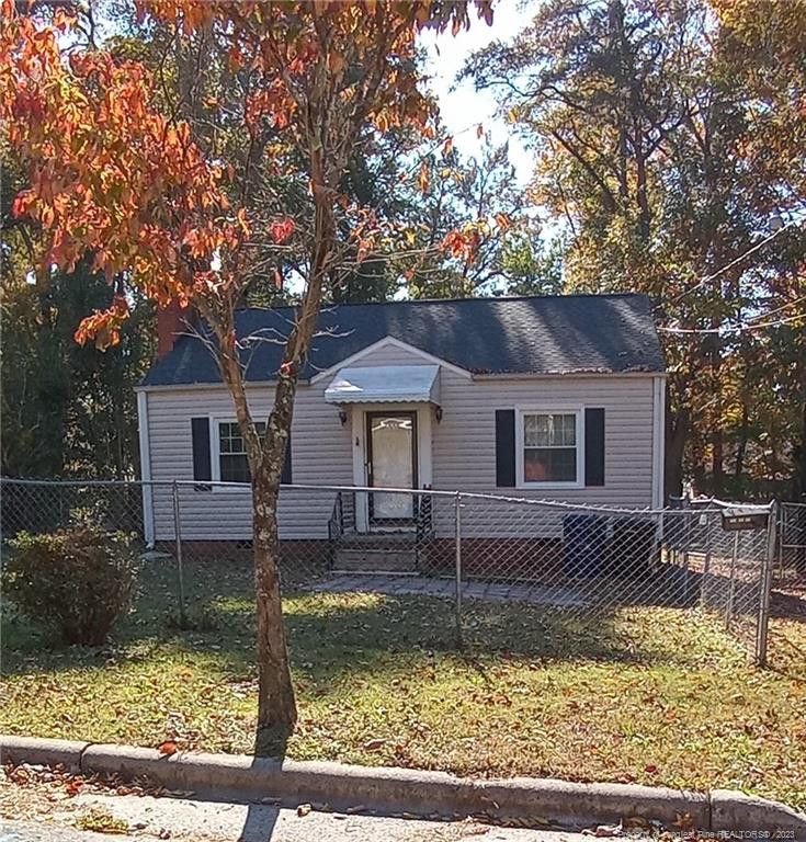 1300 Ray Ave, Sanford, NC 27330