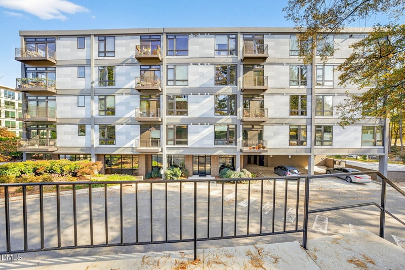 1300 Saint Marys St #203, Raleigh, NC 27605