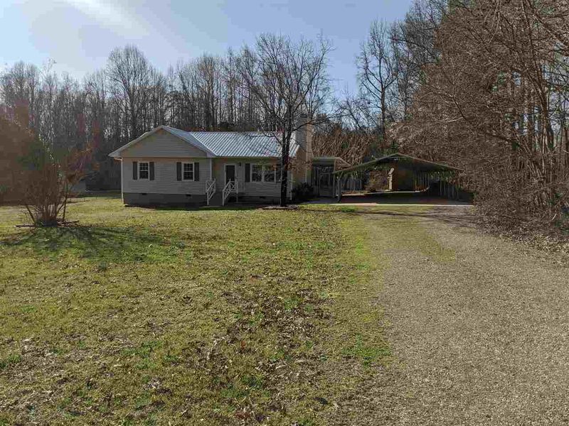 1300 Sundown Dr, Mebane, NC 27302