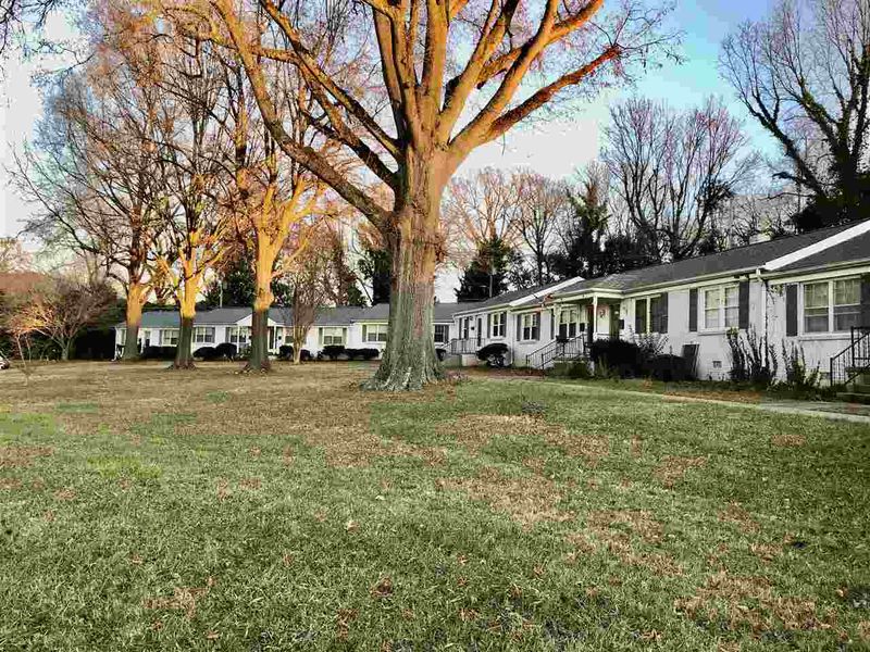 1300 Warwick Dr #1B, Burlington, NC 27215