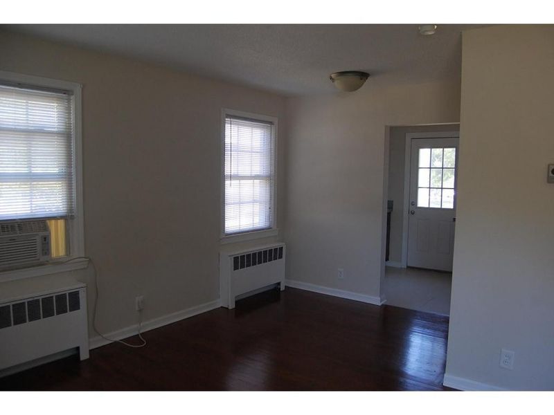 1300 Warwick Dr #5A, Burlington, NC 27215