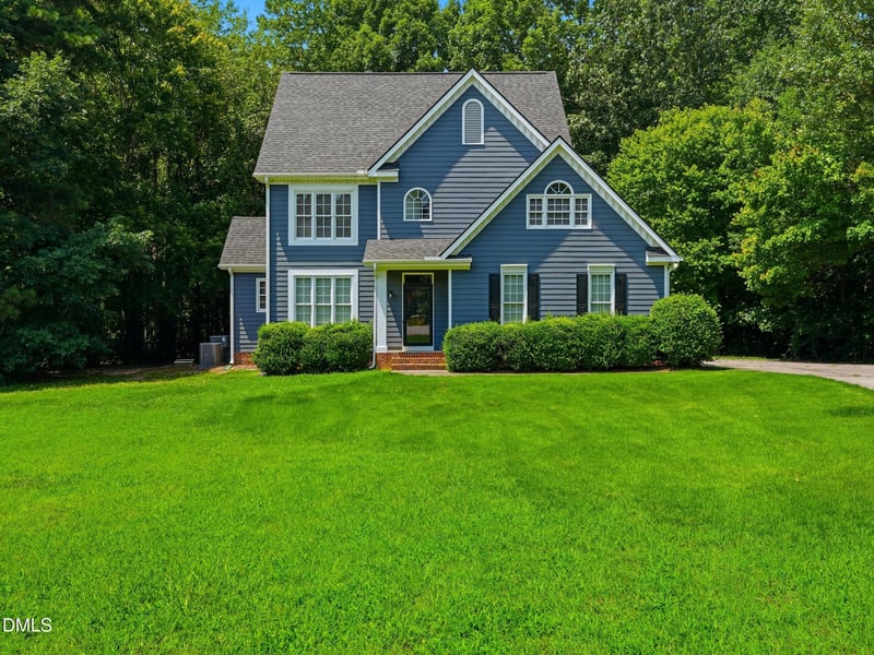 1300 Windy Field Cir, Knightdale, NC 27545