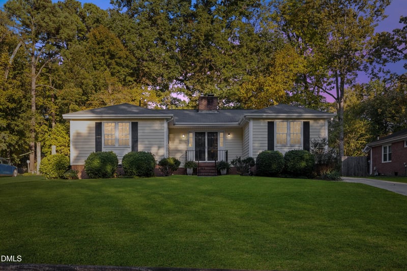 1301 Brucemont Dr, Garner, NC 27529