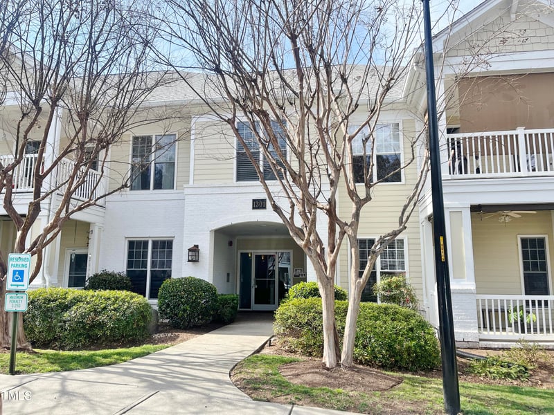 1301 Durlain Dr #108, Raleigh, NC 27614