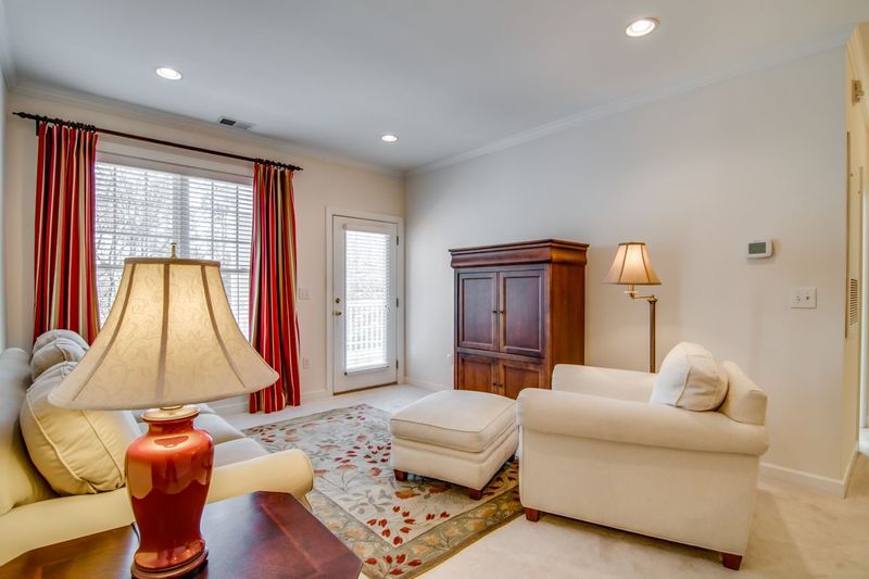 1301 Durlain Dr #201, Raleigh, NC 27614