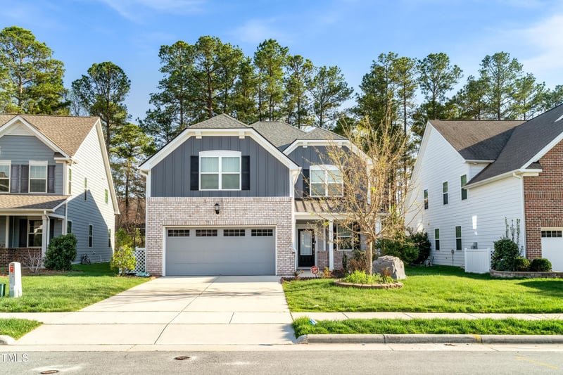 1301 Elliott Ridge Ln, Morrisville, NC 27560