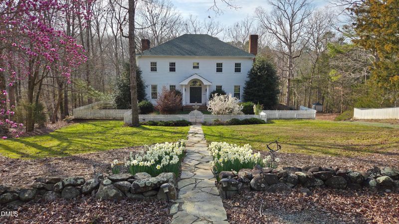 1301 Galilean Trl, Chapel Hill, NC 27516