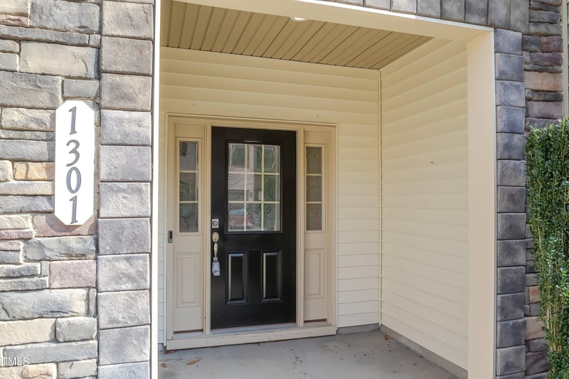 1301 Garden Stone Dr, Raleigh, NC 27610