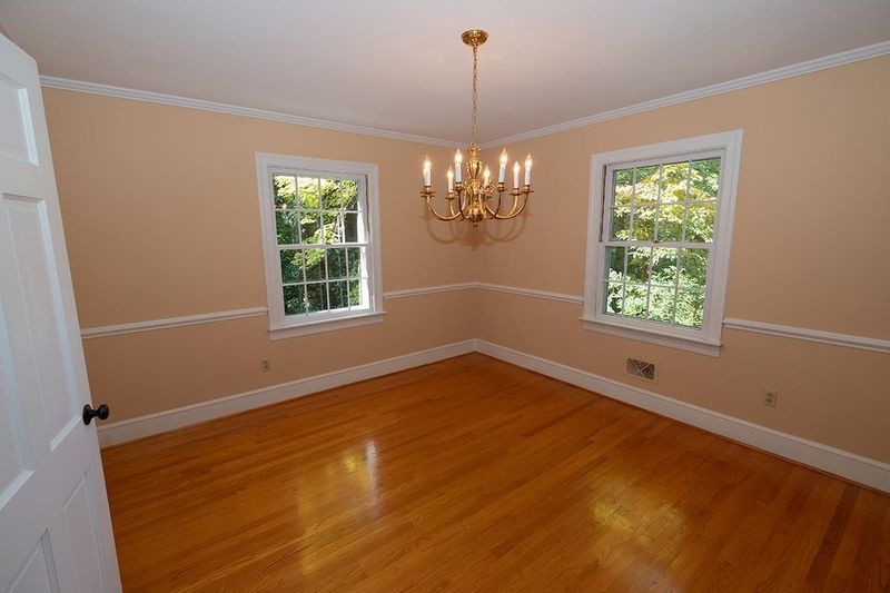 1301 Glen Eden Dr, Raleigh, NC 27612