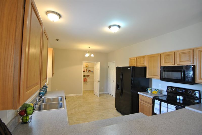 1301 Heritage Manor Dr, Raleigh, NC 27610