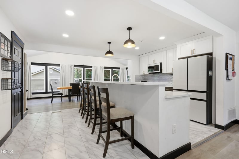 1301 Lake Pine Dr, Cary, NC 27511