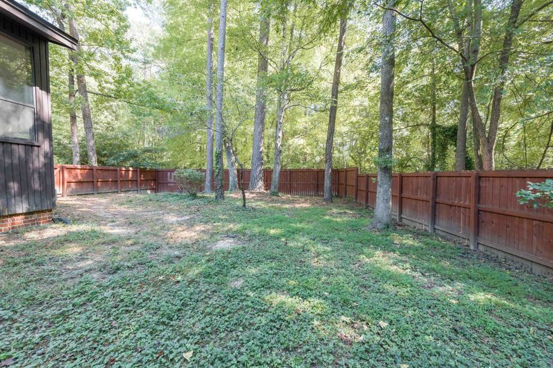 1301 Rothes Rd, Cary, NC 27511