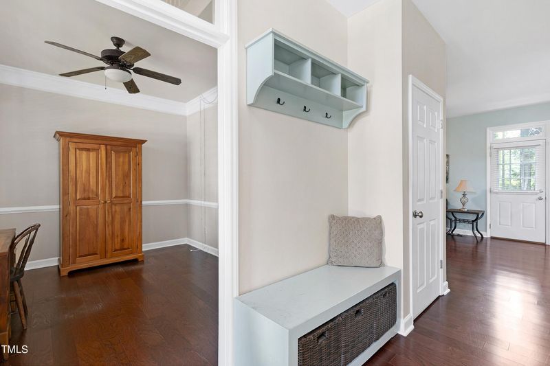 1301 Shawcroft Ct, Apex, NC 27502