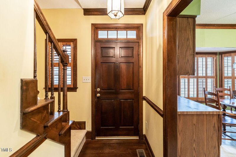 1301 Slatestone Ct, Raleigh, NC 27615