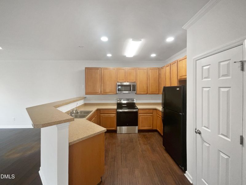 1301 Stone Manor Dr, Raleigh, NC 27610