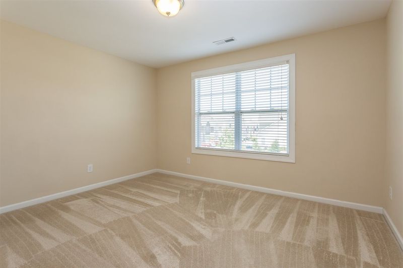 1302 Alston Forest Dr, Cary, NC 27519
