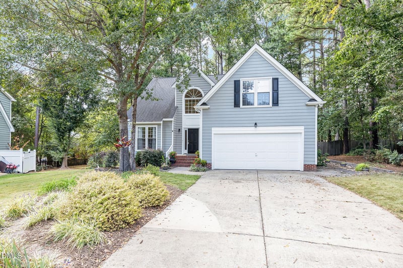 1302 Brycker Ct, Apex, NC 27502