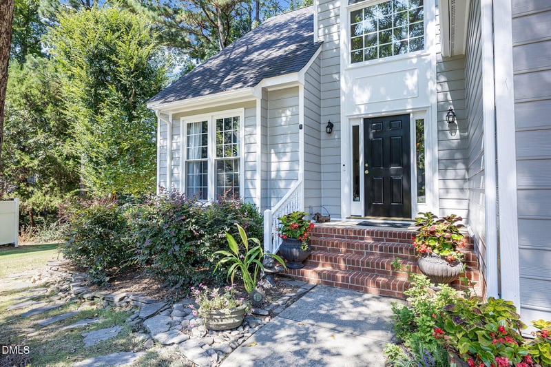 1302 Brycker Ct, Apex, NC 27502