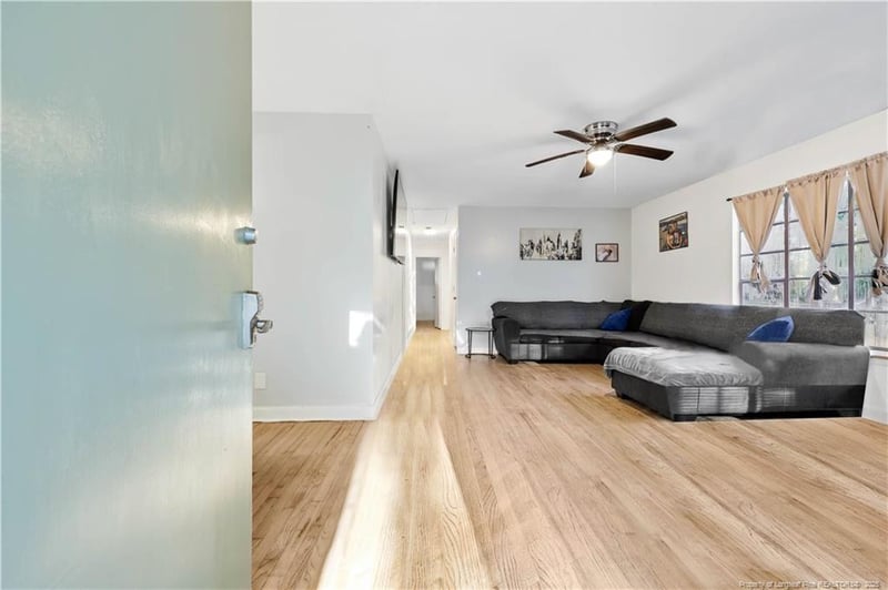 1302 Calla Cir, Fayetteville, NC 28303