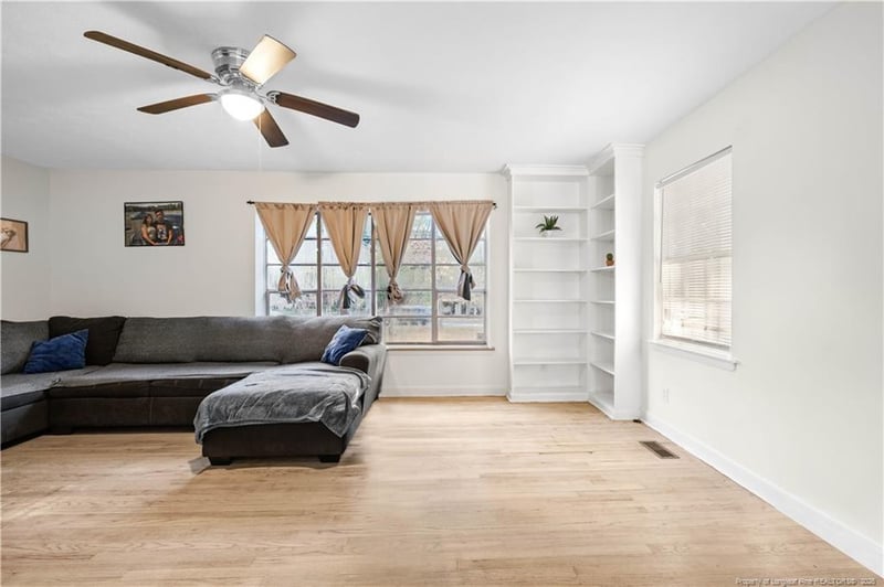 1302 Calla Cir, Fayetteville, NC 28303