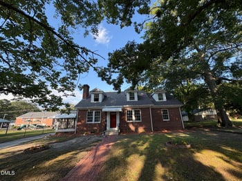 1302 Gold St, Wilson, NC 27893