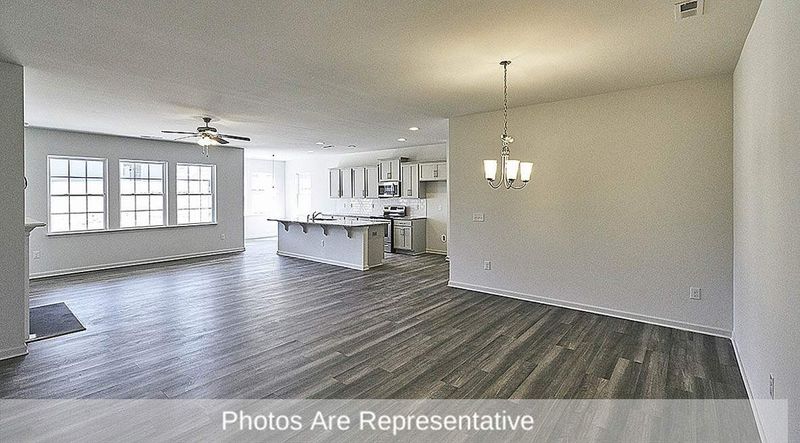 1302 Lansdowne Dr, Mebane, NC 27302