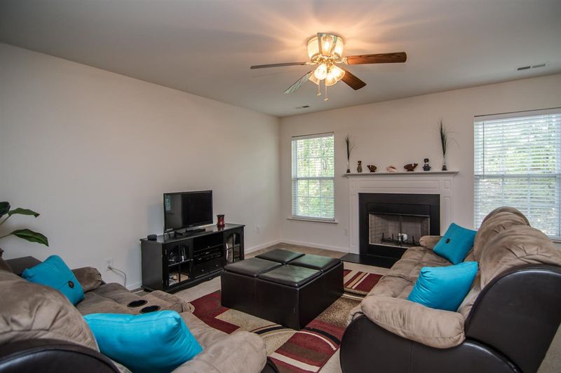 1303 Cricket Ridge Dr, Raleigh, NC 27610