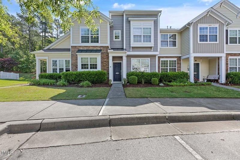 1303 Denmark Manor Dr, Morrisville, NC 27560