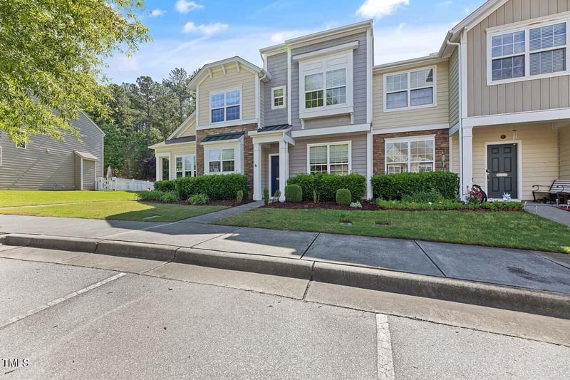 1303 Denmark Manor Dr, Morrisville, NC 27560