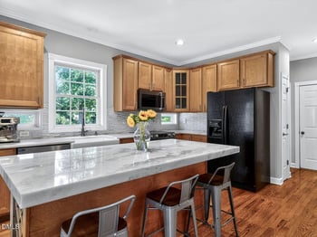 1304 Applethorn Dr, Apex, NC 27502