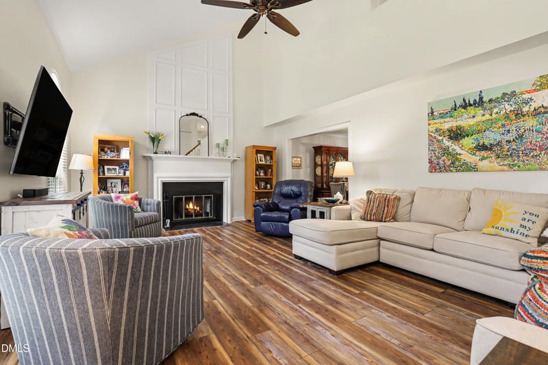 1304 Bridgeport Dr, Raleigh, NC 27615