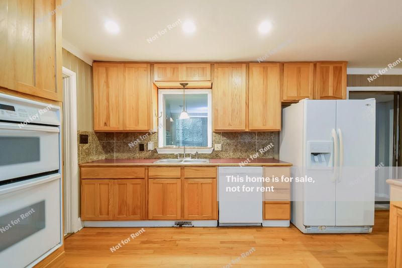 1304 Buffaloe Rd, Garner, NC 27529