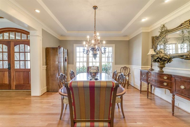 1304 Caistor Ln, Raleigh, NC 27614